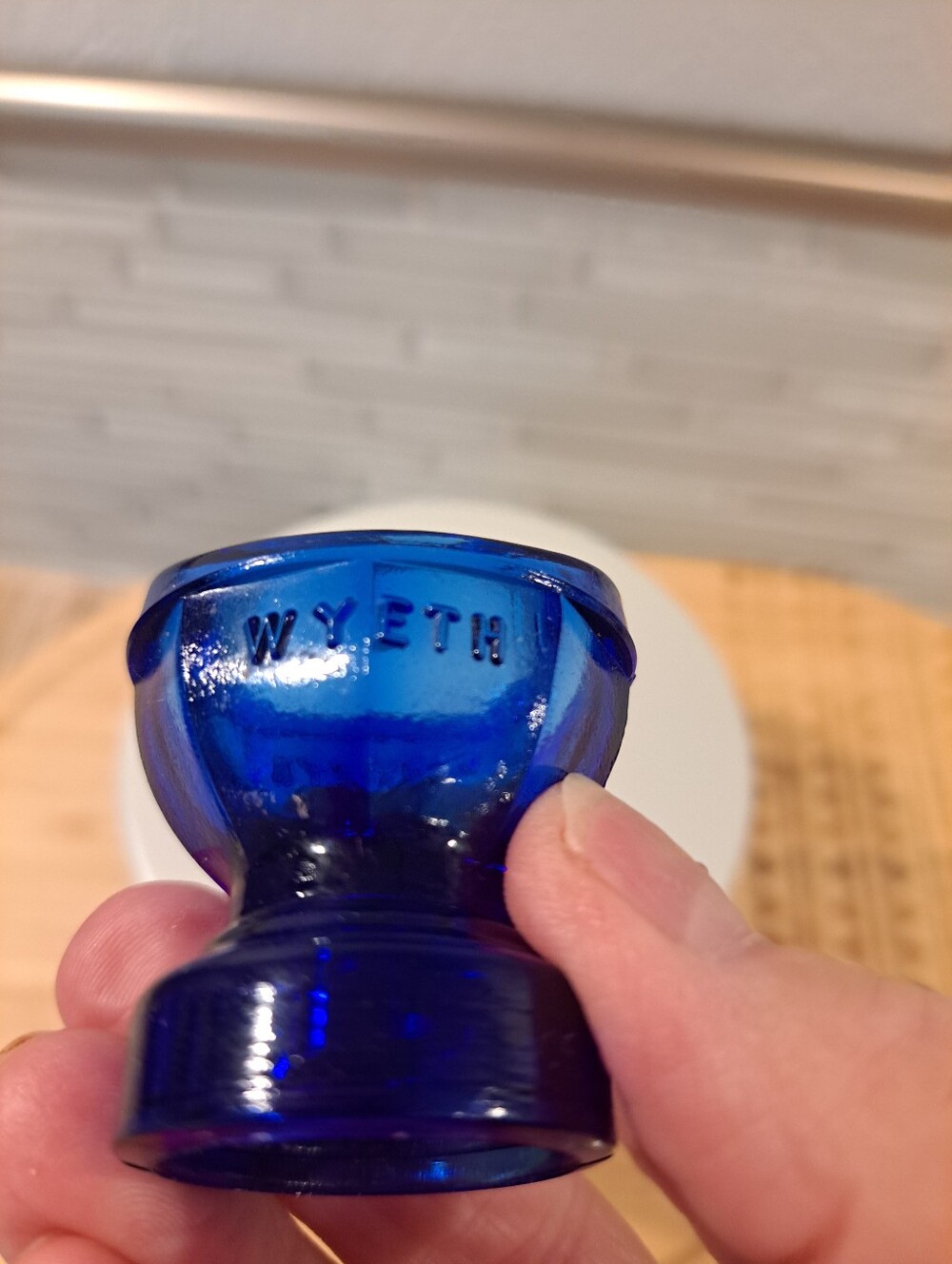 Vtg Cobalt Blue WYETH Eye Wash Cup, Apothecary Glass - Picture 5 of 5